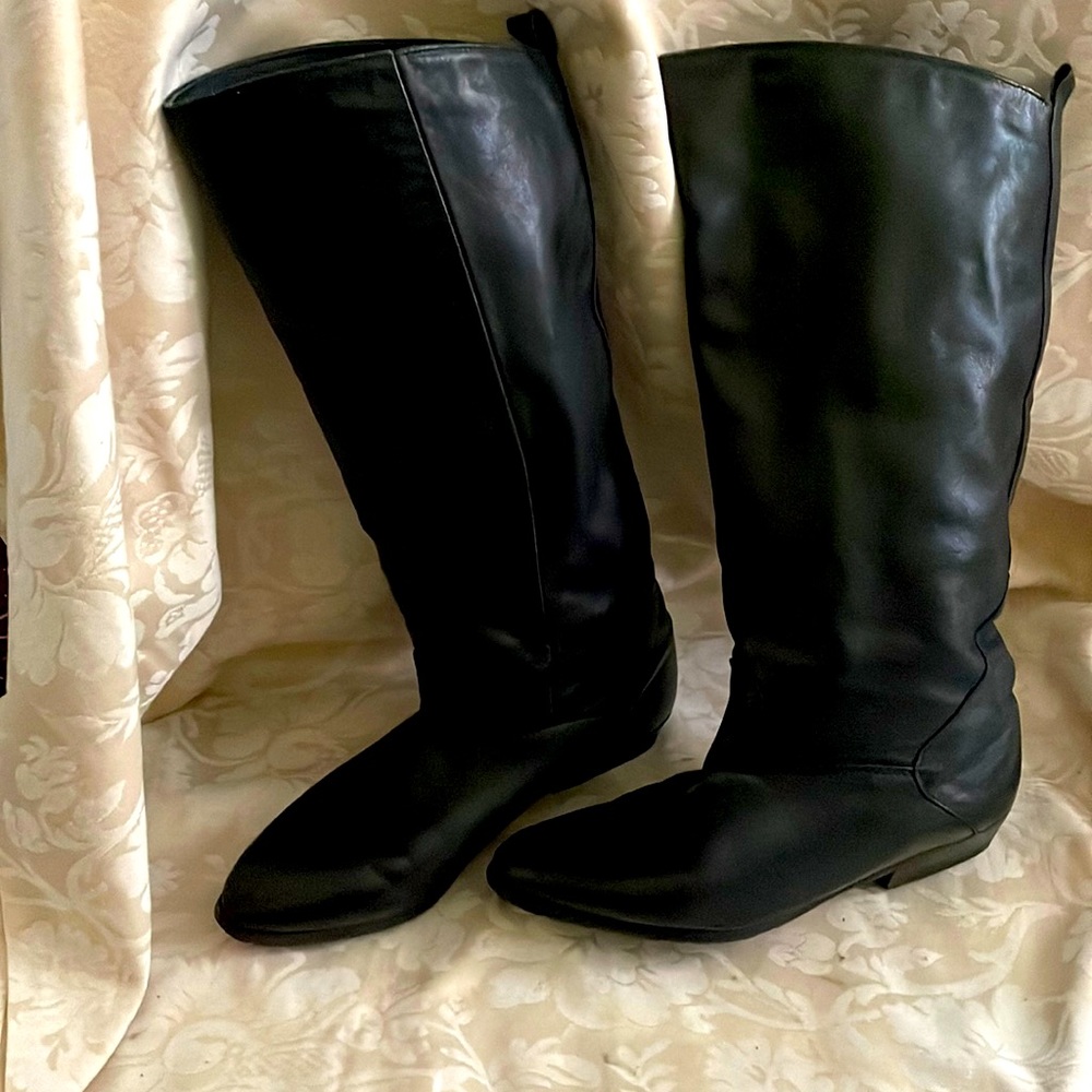 Santana pull-on slouch black leather boots Size 8